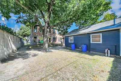 2402 Barbee Street, Houston, TX 77004 - Photo 47