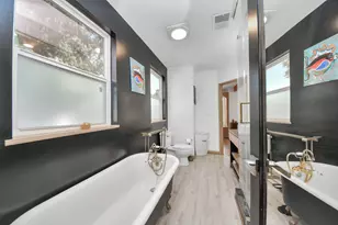 2402 Barbee St, Houston, TX 77004 - Photo 35