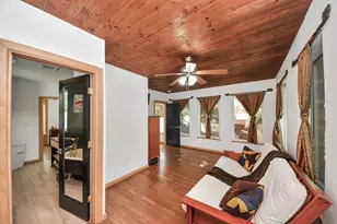 2402 Barbee St, Houston, TX 77004 - Photo 43