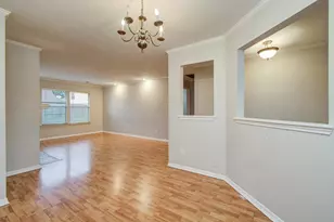 10829 E Linwood Dr, La Porte, TX 77571 - Photo 9