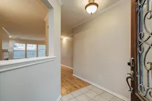 10829 E Linwood Dr, La Porte, TX 77571 - Photo 7