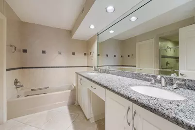 3350 McCue Road #802, Houston, TX 77056 - Photo 15