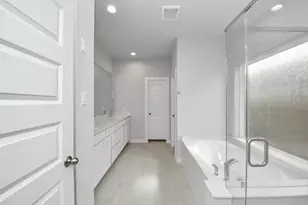 12030 Maple Oak Dr, Houston, TX 77066 - Photo 23