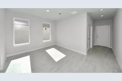 12030 Maple Oak Drive, Houston, TX 77066 - Photo 9