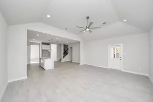 12030 Maple Oak Dr, Houston, TX 77066 - Photo 17