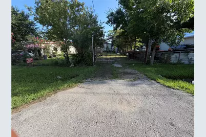 14005 Longview Street, Houston, TX 77015 - Photo 3