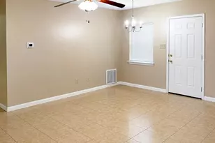 4406 Dacca Dr, Houston, TX 77047 - Photo 9