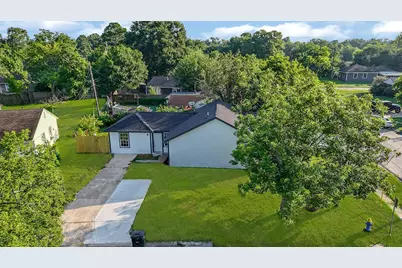6910 Kassarine Pass, Houston, TX 77033 - Photo 21
