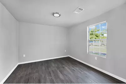 6910 Kassarine Pass, Houston, TX 77033 - Photo 9