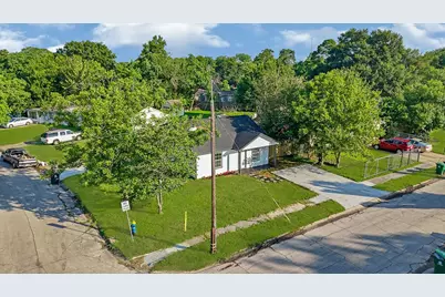 6910 Kassarine Pass, Houston, TX 77033 - Photo 17