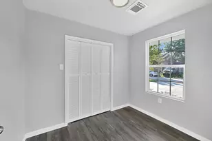 6910 Kassarine Pass, Houston, TX 77033 - Photo 7