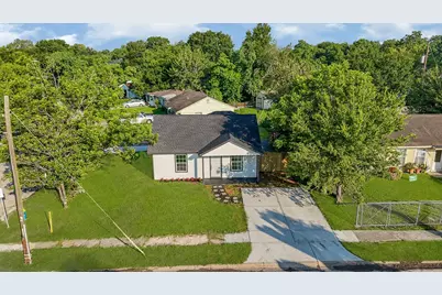 6910 Kassarine Pass, Houston, TX 77033 - Photo 3