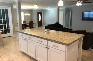 10619 Wickersham Ln, Houston, TX 77042 - Photo 5