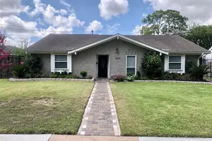 10619 Wickersham Ln, Houston, TX 77042 - Photo 1