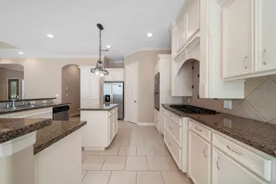 14911 Hyde Park Place, Houston, TX 77069 - Photo 11