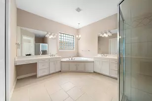 14911 Hyde Park Pl, Houston, TX 77069 - Photo 19