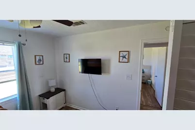 16506 Blackbeard Road #E, Jamaica Beach, TX 77554 - Photo 7