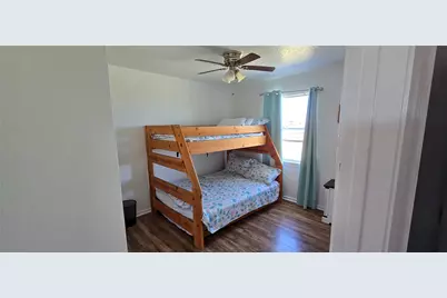 16506 Blackbeard Road #E, Jamaica Beach, TX 77554 - Photo 5