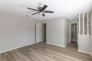 19431 Wood Village Ln, Houston, TX 77084 - Photo 9