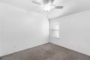 16016 Birch Bay Ln, Conroe, TX 77384 - Photo 15