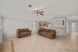 8014 Blackcherry Ln, Baytown, TX 77523 - Photo 5