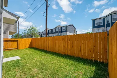 14731 Blooming Jasmine Trail, Houston, TX 77082 - Photo 27