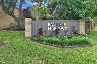 18022 Bal Harbour Drive, Houston, TX 77058 - Photo 35