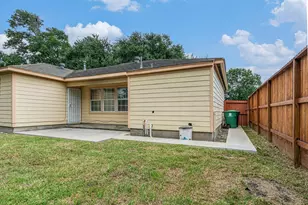 502 Ogilvie St, Houston, TX 77017 - Photo 13