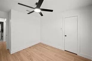 303 Knoll Forest Dr, League City, TX 77573 - Photo 23