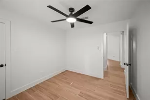 303 Knoll Forest Dr, League City, TX 77573 - Photo 21