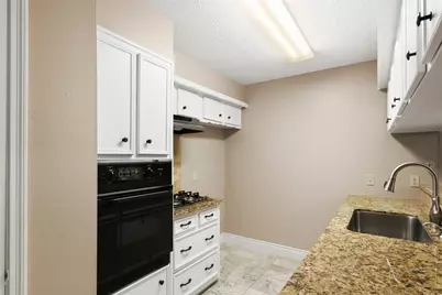 12176 Beamer Road, Houston, TX 77089 - Photo 9