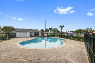 12176 Beamer Rd, Houston, TX 77089 - Photo 29