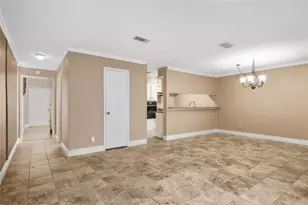12176 Beamer Rd, Houston, TX 77089 - Photo 9