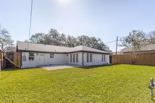 10406 Willowisp Dr, Houston, TX 77035 - Photo 27