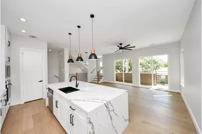 322 E 35 Th Street, Houston, TX 77018 - Photo 7