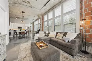 2323 Polk St, Houston, TX 77003 - Photo 9