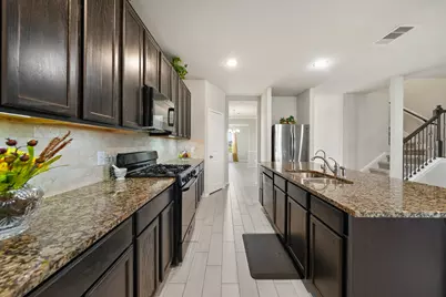 8802 Mallow Rose Way, Rosharon, TX 77583 - Photo 11