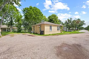 8244 Hartford St, Houston, TX 77017 - Photo 11