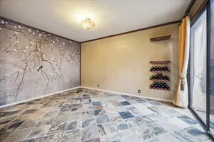 222 Litchfield Ln, Houston, TX 77024 - Photo 7