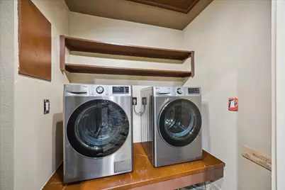 222 Litchfield Lane, Houston, TX 77024 - Photo 23