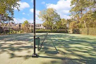 222 Litchfield Ln, Houston, TX 77024 - Photo 29