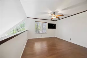 222 Litchfield Ln, Houston, TX 77024 - Photo 19