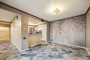 222 Litchfield Ln, Houston, TX 77024 - Photo 11