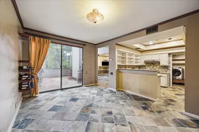 222 Litchfield Lane, Houston, TX 77024 - Photo 9