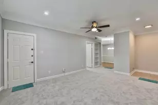 2700 Revere St, Houston, TX 77098 - Photo 15