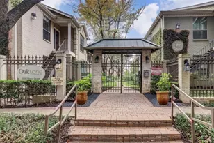 2700 Revere St, Houston, TX 77098 - Photo 1