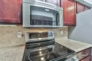 2700 Revere St, Houston, TX 77098 - Photo 13