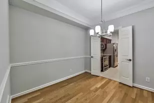 2700 Revere St, Houston, TX 77098 - Photo 9