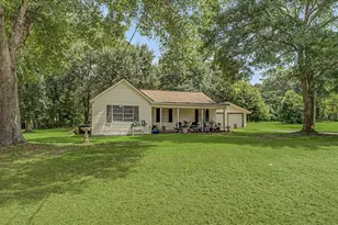 1215 Orange St, Vidor, TX 77662 - Photo 3