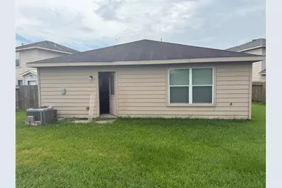 12711 Mystic Water Lane, Houston, TX 77044 - Photo 17